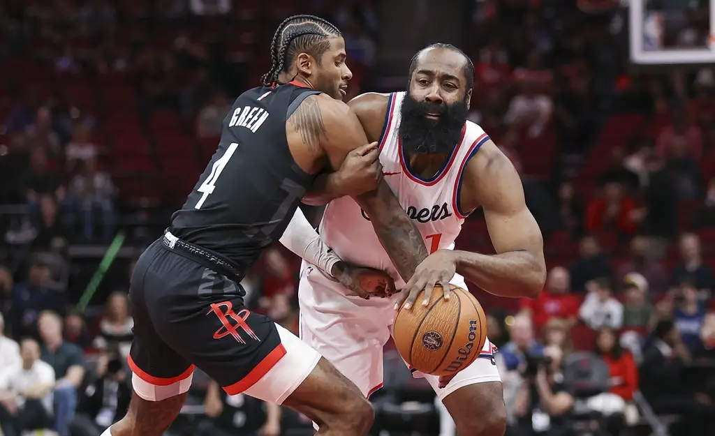 火箭逆转快船，哈登覆盖次进攻助攻